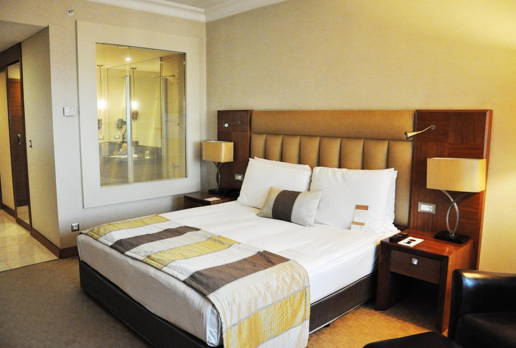 Hotel Moevenpick İzmir